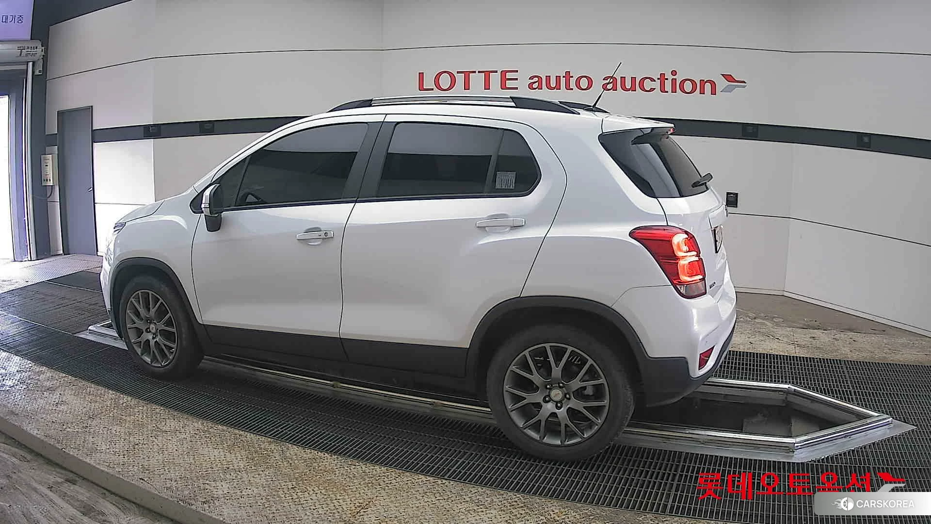 Korea G M Trax 1.4 2021 Snow White Pearl (optional) из Кореи, фото 2