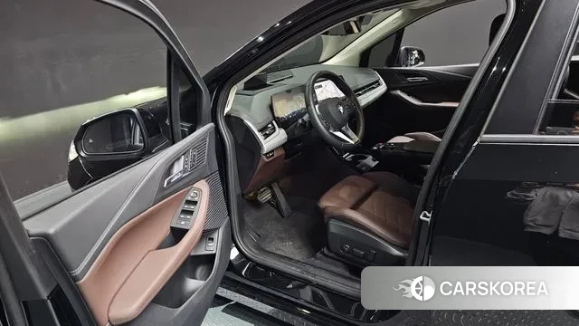 BMW 2 Series Active Tourer (U06) 2025 Черный из Кореи, фото 2