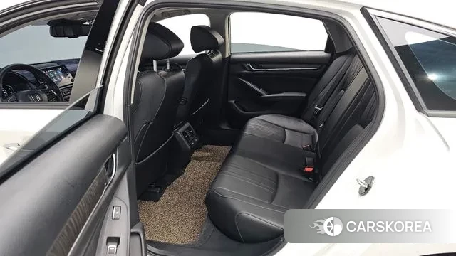 Honda Accord 10th Generation 2022 Белый из Кореи, фото 2