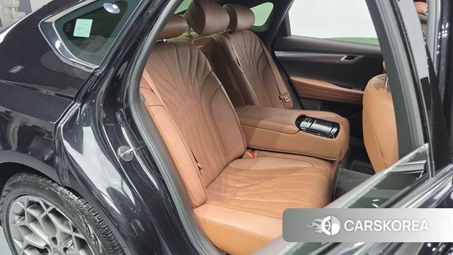 Genesis G80 (RG3) 2022 Черный из Кореи, фото 2