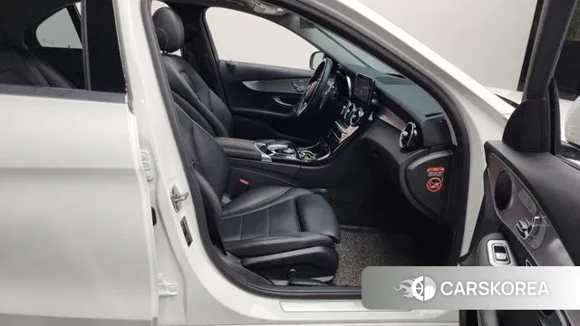 Mercedes-Benz C-Class W205 2020 Белый из Кореи, фото 2