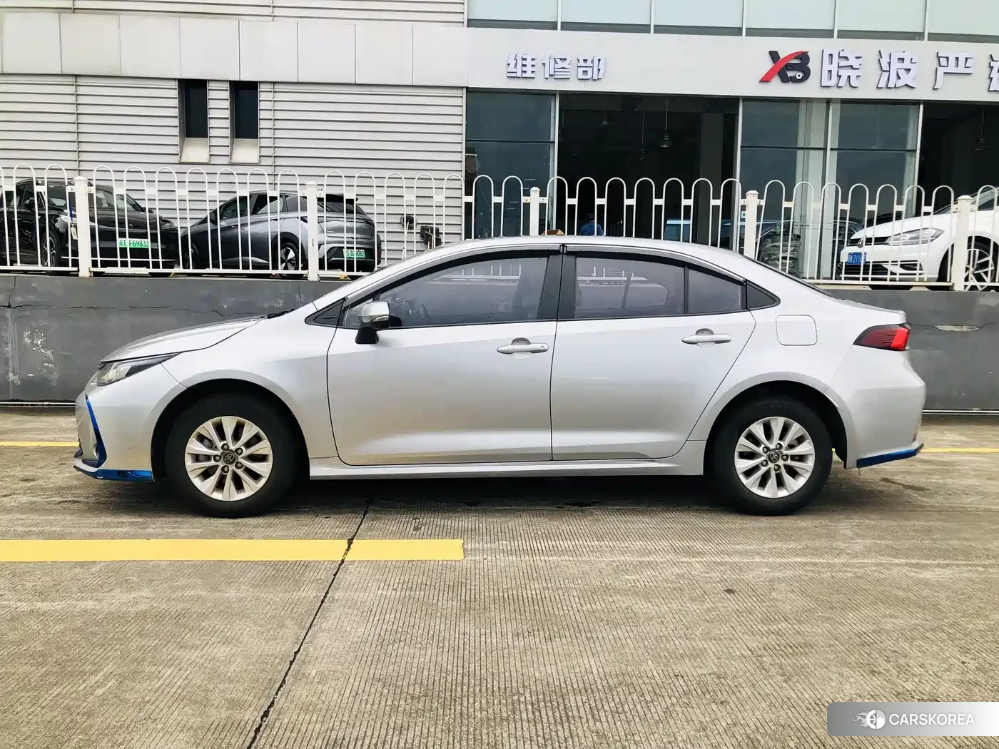 Toyota Corolla 2023 Silver/gray из Китая, фото 2