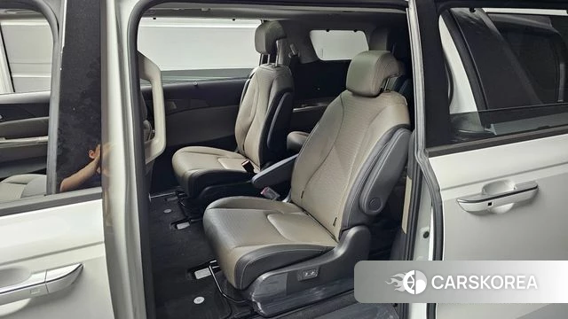 Kia The New Carnival 4th Generation 2026 Белый из Кореи, фото 2
