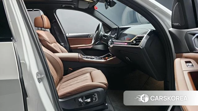 BMW X5 (G05) 2025 Белый из Кореи, фото 2