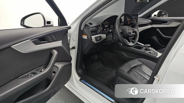 Audi A4 (B9) 2021 Белый из Кореи, фото 2