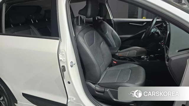 Kia Di Ol Nu Niro 2022 Белый из Кореи, фото 2