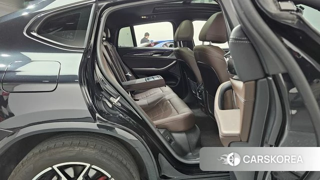 BMW X4 (G02) 2023 Черный из Кореи, фото 2