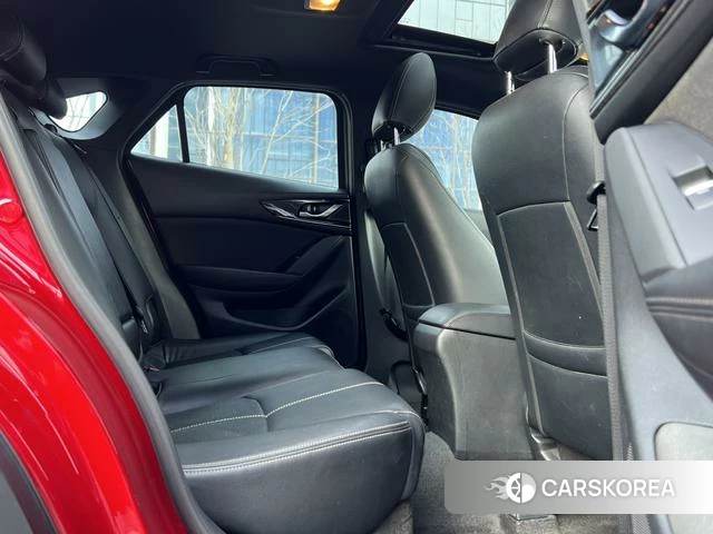 Mazda CX-4 2021 Красный из Китая, фото 2