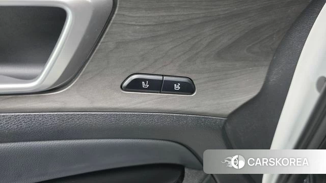 Kia Sportage 5th Generation 2022 Белый из Кореи, фото 2