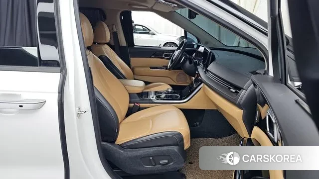 Kia Carnival 4th generation 2020 Белый из Кореи, фото 2