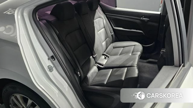 Hyundai The New Avante AD 2019 Белый из Кореи, фото 2