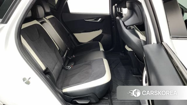 Kia EV6 2022 Белый из Кореи, фото 2