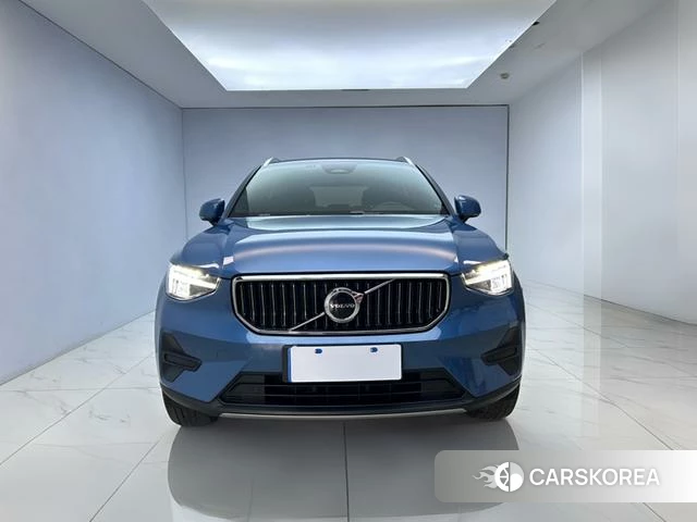 Volvo XC40 2023 Синий из Китая, фото 2