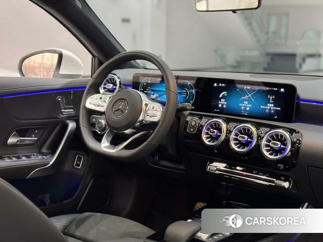 Mercedes-Benz Class A 2020 Белый из Китая, фото 2