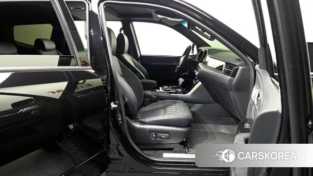 Kia Mohave Master 2023 Черный из Кореи, фото 2