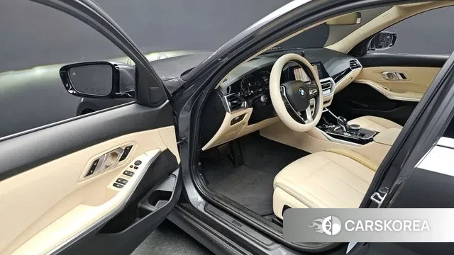 BMW 3 Series (G20) 2020 Серый из Кореи, фото 2