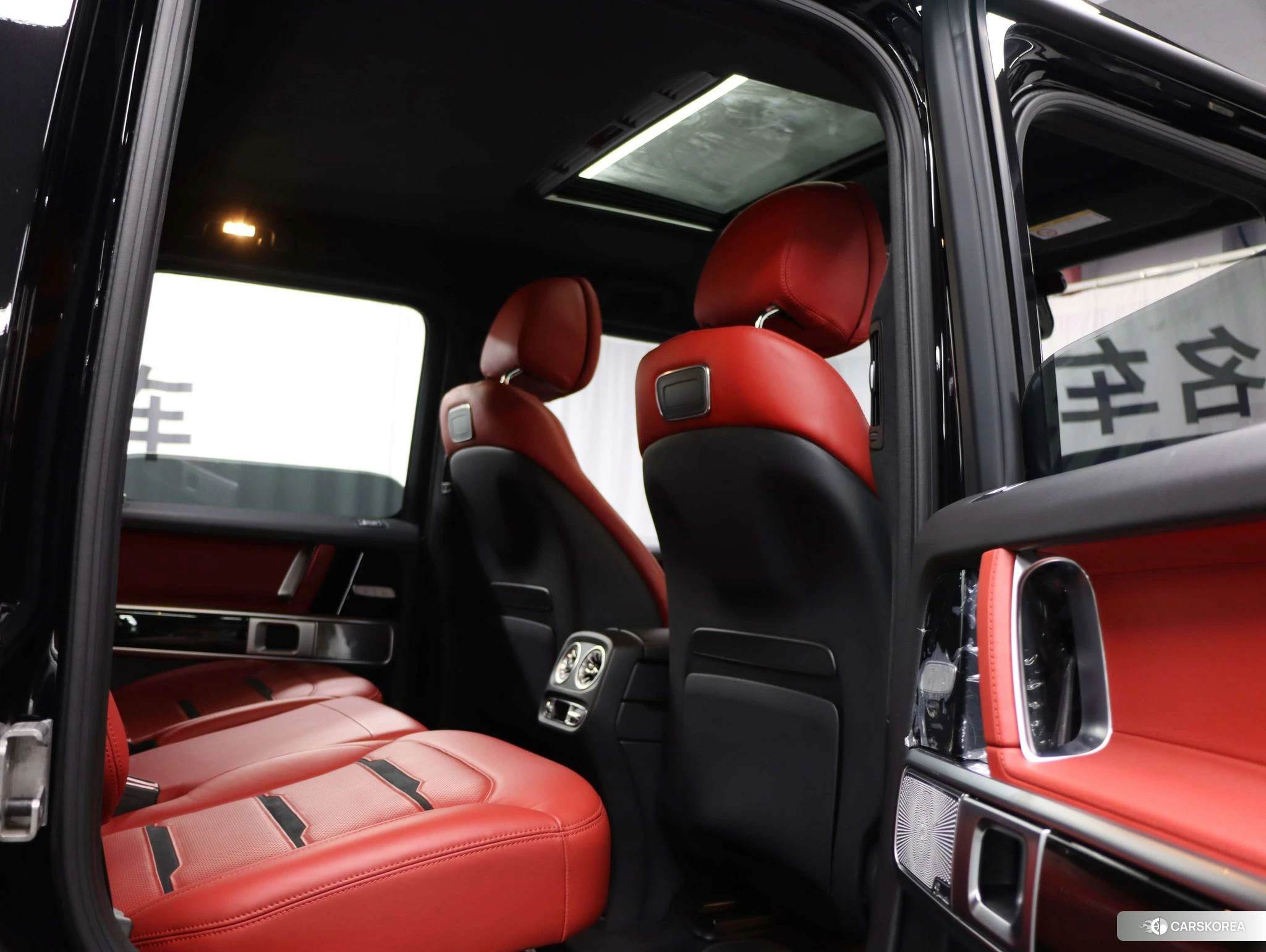 Mercedes-Benz G-class AMG 2023 Черный из Китая, фото 2