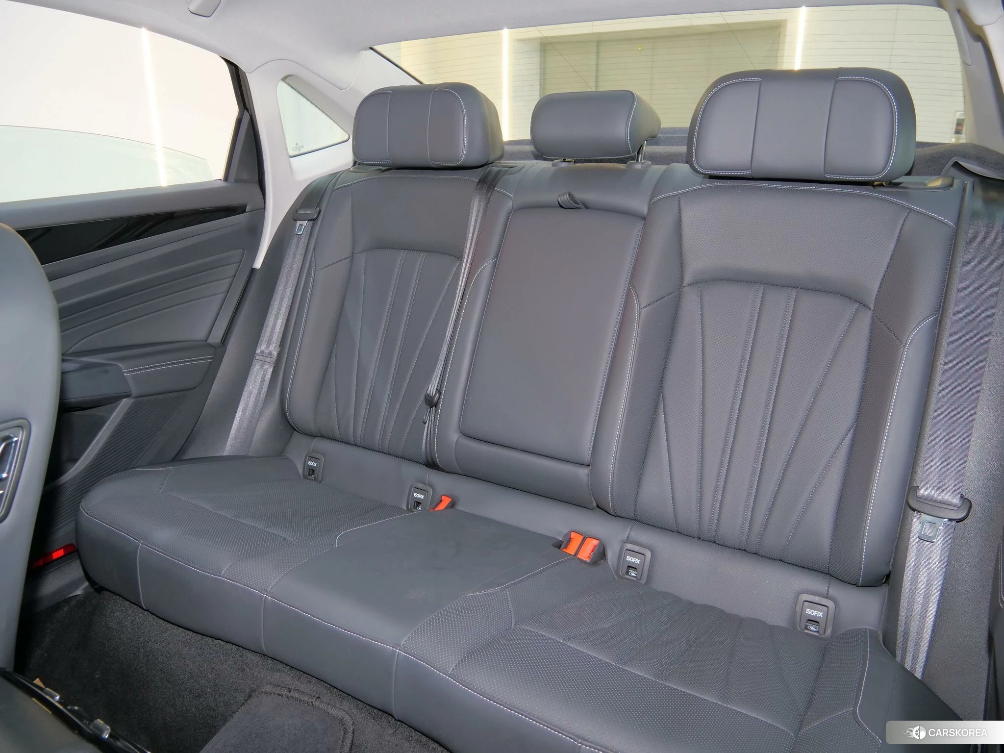 Volkswagen Passat 2024 Черный из Китая, фото 2