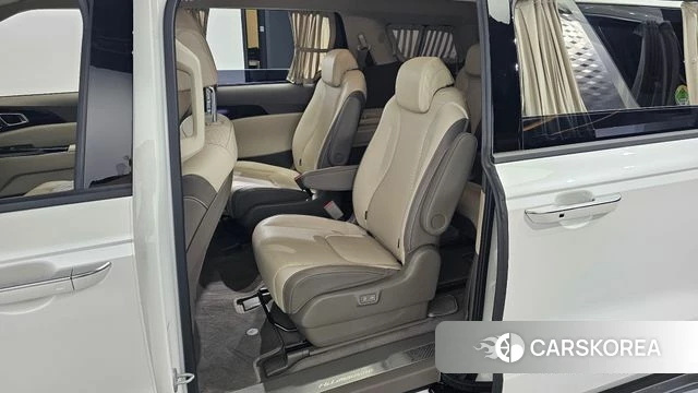 Kia Carnival 4th generation 2023 Белый из Кореи, фото 2