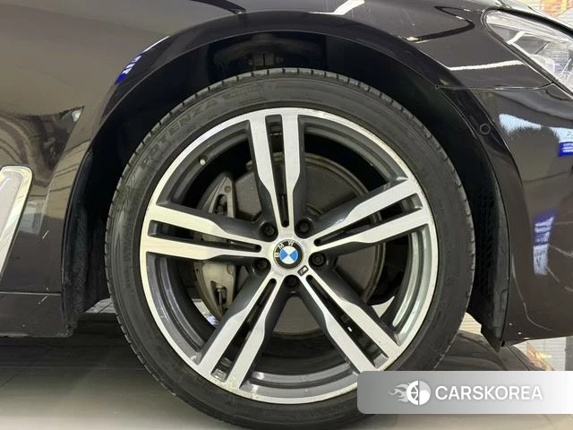 BMW 7 series 2018 Черный из Китая, фото 2