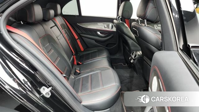 Mercedes-Benz E-Class W213 2018 Черный из Кореи, фото 2