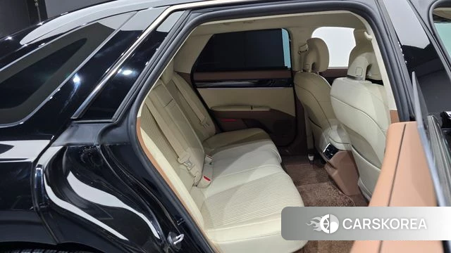 Hyundai Grandeur Hybrid (GN7) 2023 Черный из Кореи, фото 2