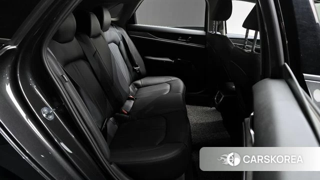 Kia The New K5 3rd generation 2023 Серый из Кореи, фото 2