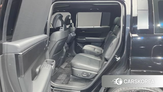 Hyundai Santa Fe (MX5) 2023 Черный из Кореи, фото 2