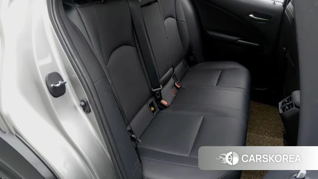 Lexus UX250h 2019 Серый из Кореи, фото 2