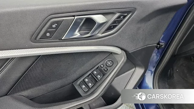 BMW 1 Series (F40) 2022 Синий из Кореи, фото 2