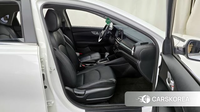 Kia Come New K3 2018 Белый из Кореи, фото 2