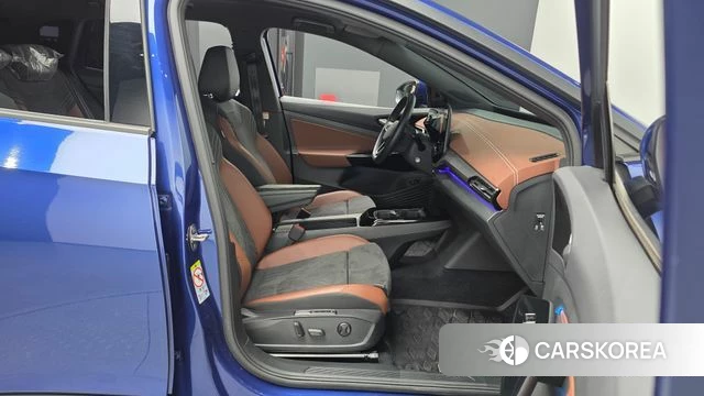 Volkswagen ID.4 2023 Синий из Кореи, фото 2
