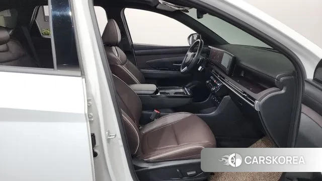 Hyundai The New Tucson (NX4) 2024 Белый из Кореи, фото 2