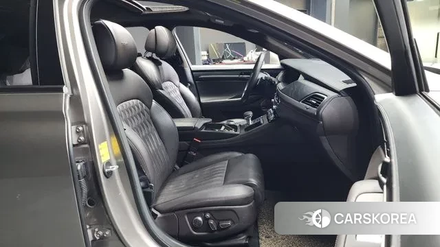 Genesis G90 2019 Песочный из Кореи, фото 2