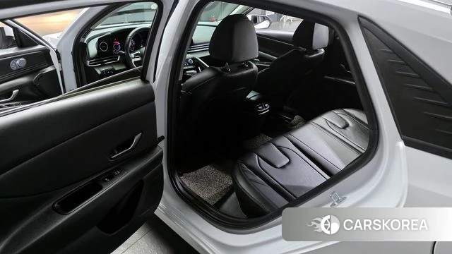 Hyundai Avante (CN7) 2022 Белый из Кореи, фото 2