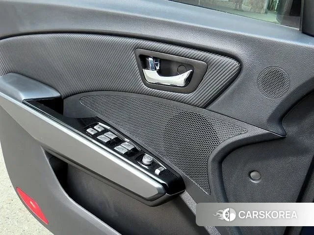 Ssangyong Tivoli Armor 2018 Синий из Кореи, фото 2