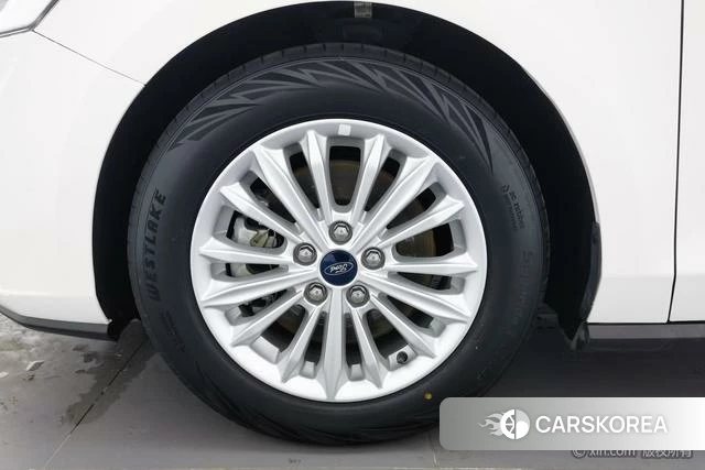 Ford Fox 2019 Белый из Китая, фото 2