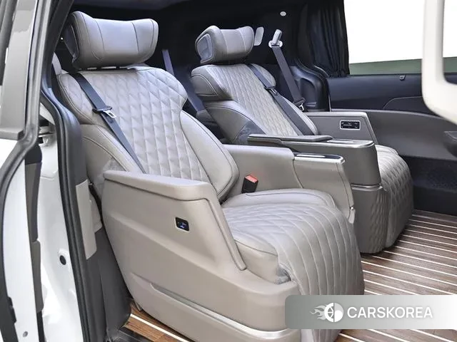 Kia The New Carnival 4th Generation 2024 Белый из Кореи, фото 2