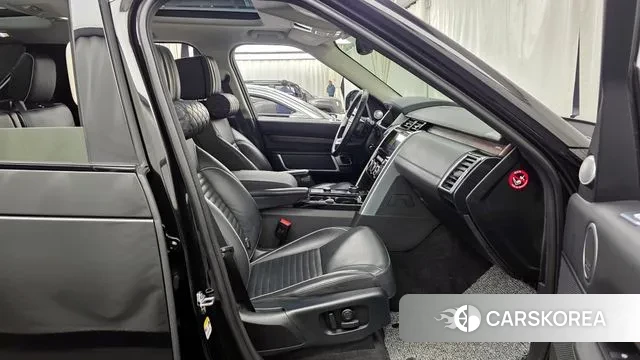 Land Rover Discovery 5 2020 Черный из Кореи, фото 2