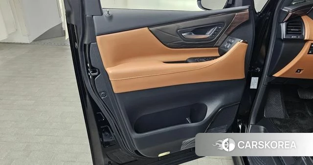 Toyota Alphard 4th Generation 2025 Черный из Кореи, фото 2