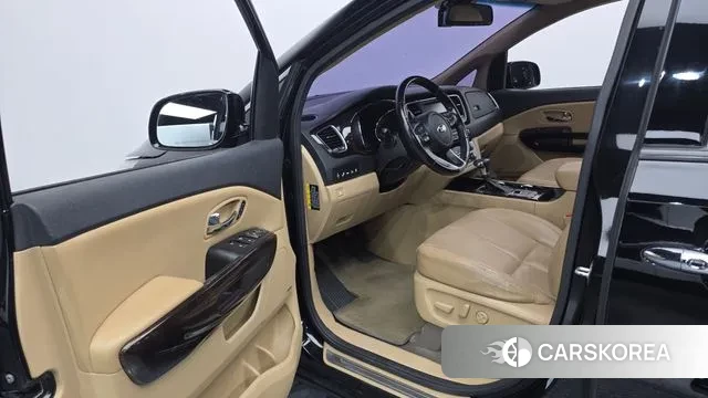 Kia The New Carnival 2018 Черный из Кореи, фото 2