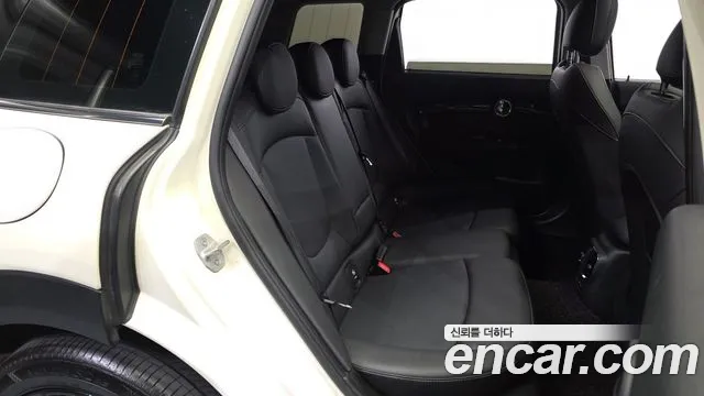 Mini Cooper Clubman 2019 Жемчужный цвет из Кореи, фото 2