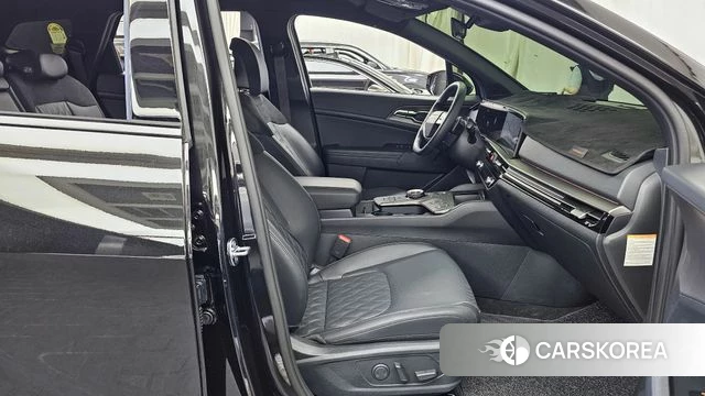 Kia The New Sportage 5th Generation Hybrid 2025 Черный из Кореи, фото 2