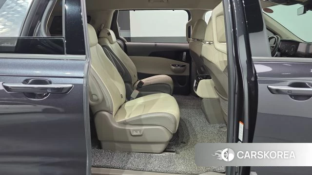 Kia Carnival 4th generation 2021 Серый из Кореи, фото 2