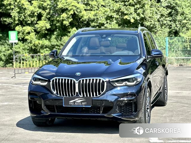 BMW X5 (imported) 2022 Черный из Китая, фото 2