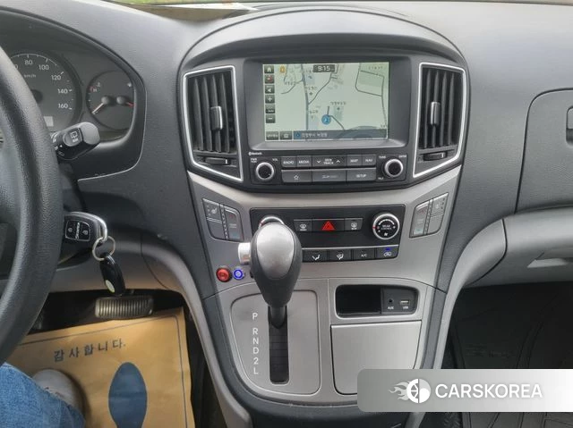Hyundai The New Grand Starex 2018 Желтый из Кореи, фото 2