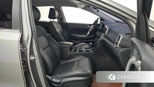 Kia Sportage The Bold 2018 Серебристо-серый из Кореи, фото 2