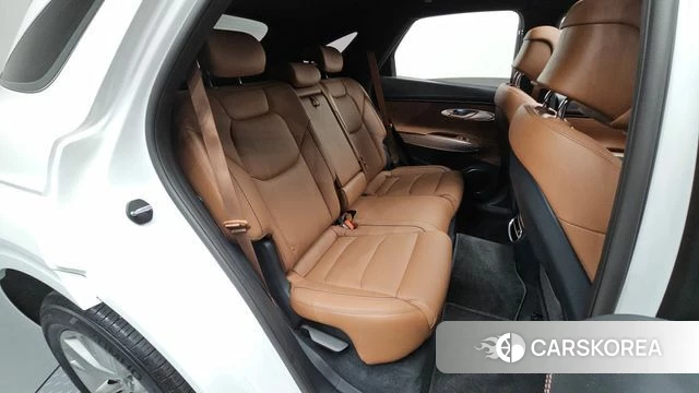 Genesis GV70 2021 Белый из Кореи, фото 2