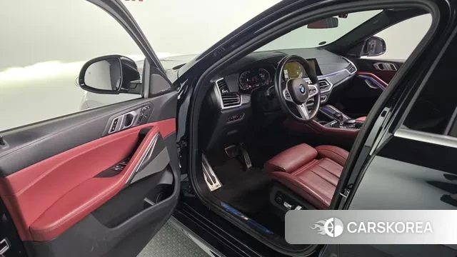 BMW X6 (G06) 2021 Черный из Кореи, фото 2