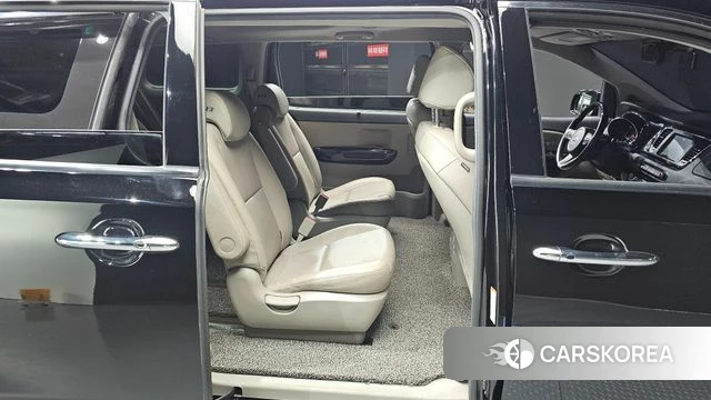 Kia The New Carnival 2019 Черный из Кореи, фото 2